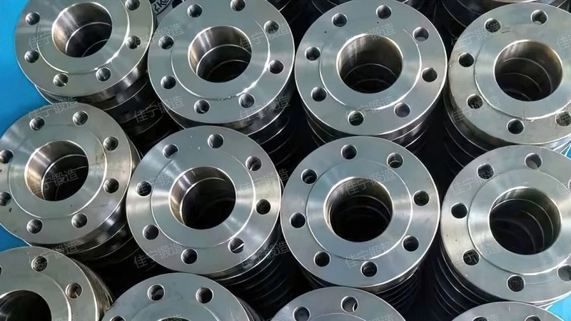 Variable diameter threaded flange plate