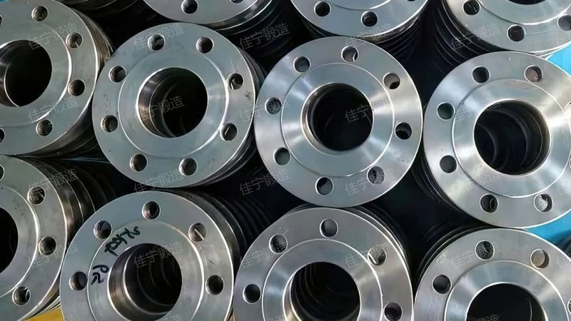 Flat welding groove flange cover