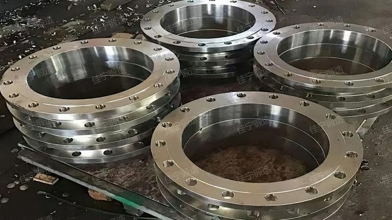 Low pressure carbon steel flat welding flange cover