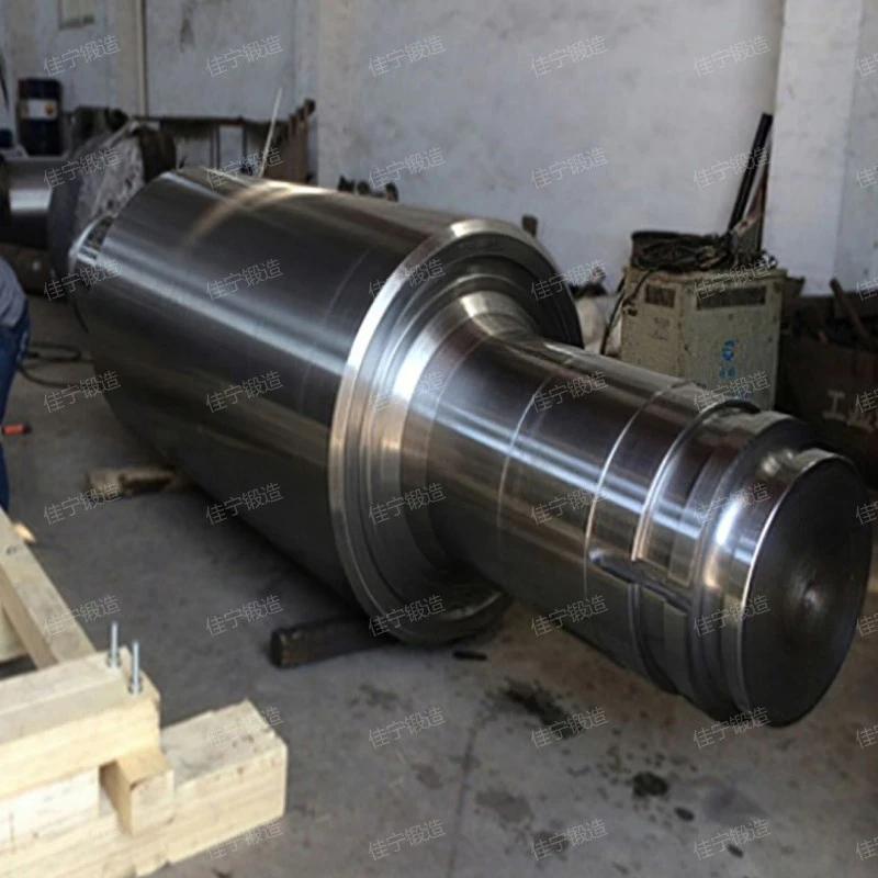 Introduction to Main blade shaft free forging and forging working principle
